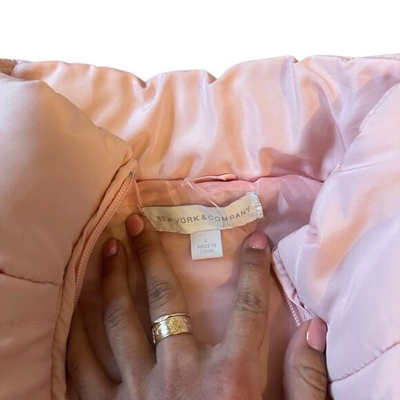 New York & Company Pink Puffer Spring Vest - Picture 7 of 8